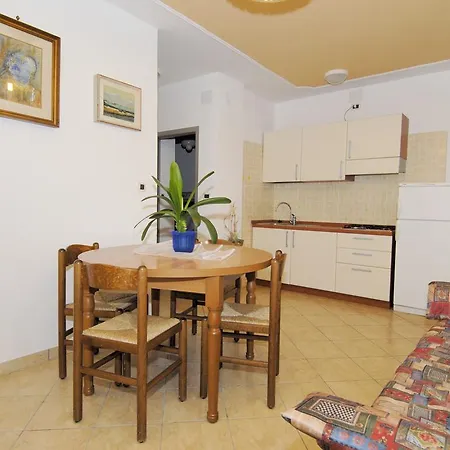 Two-bedroom Ii Rosolina Mare